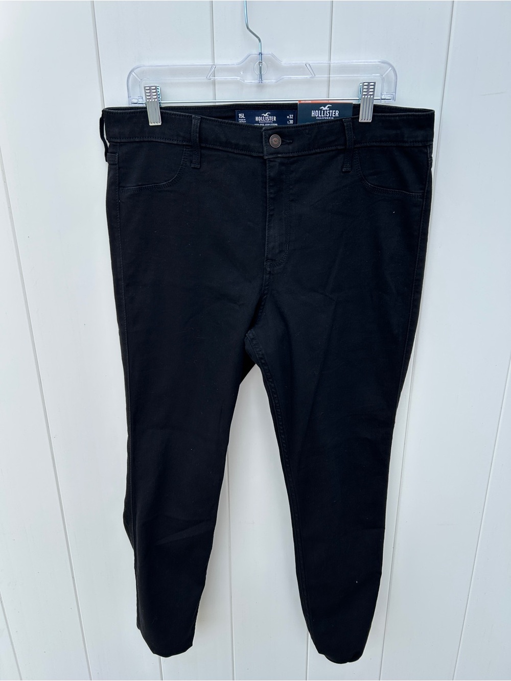 Hollister Women's Black High-Rise Skinny Jeans
